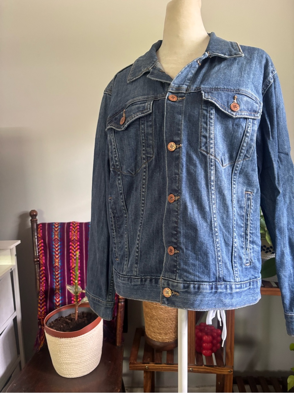 Lucky Brand Medium Blue Denim Jean Jacket